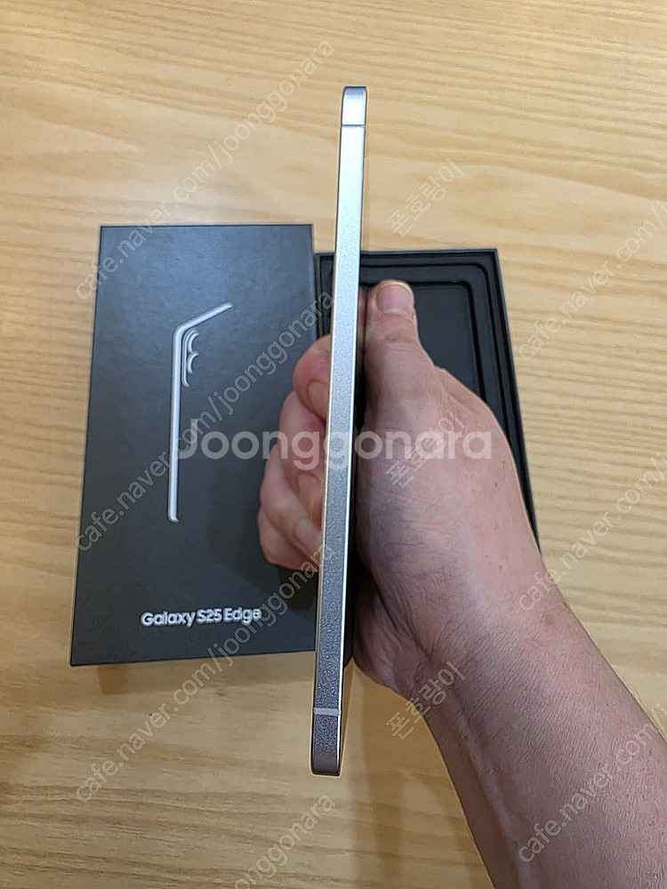 갤럭시s25엣지실버512gb 자급제단순개봉미사용판매합니...--4